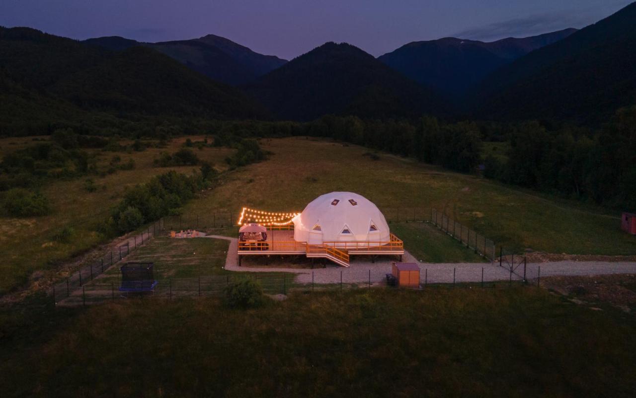 The Dome Breaza Villa Bagian luar foto