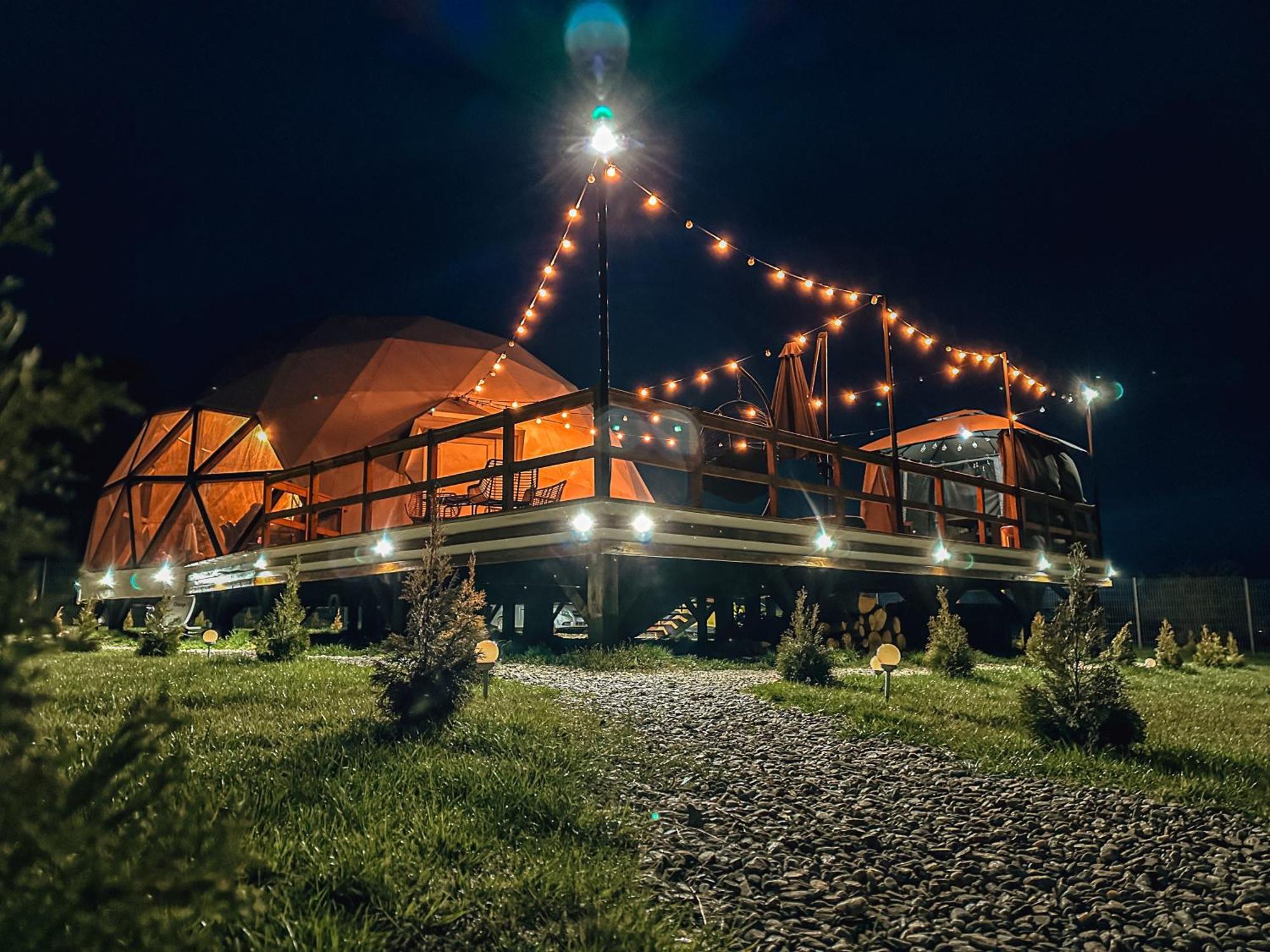 The Dome Breaza Villa Bagian luar foto